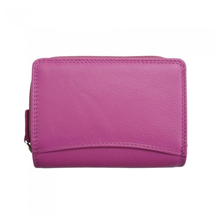 Italian Style: The Diamante Compact and Elegant Leather Wallet