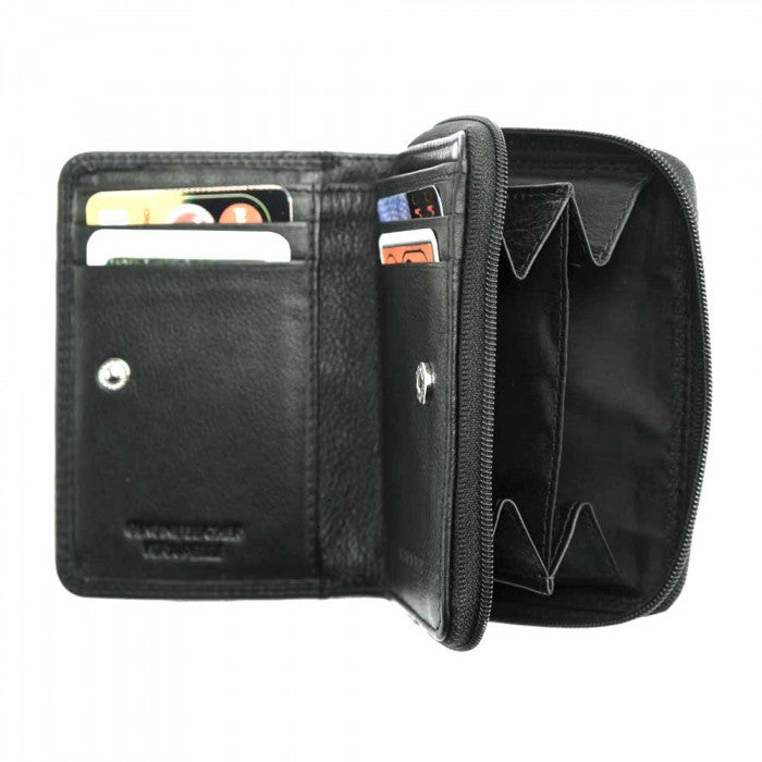 Italian Style: The Diamante Compact and Elegant Leather Wallet