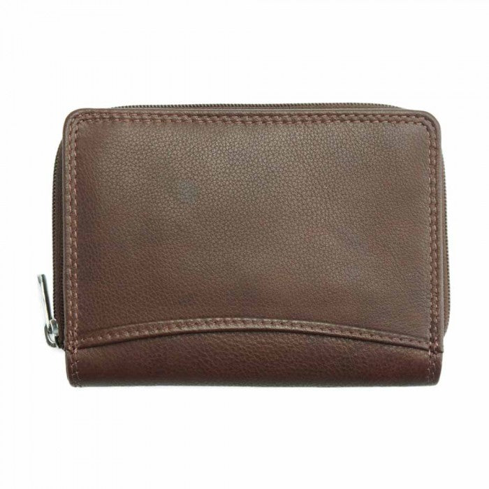 Italian Style: The Diamante Compact and Elegant Leather Wallet